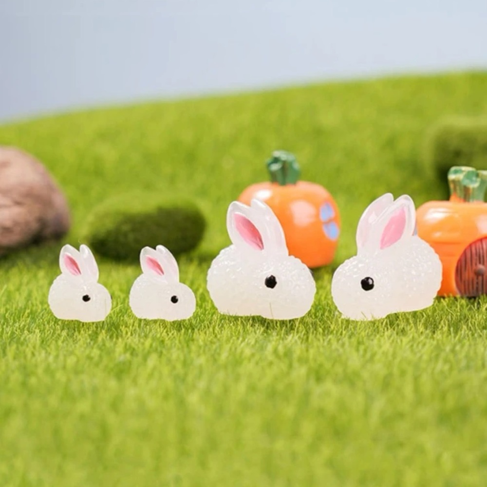🐇 Super Cute Set Of 4 Glow In The Dark Bunny Rabbit Garden Accents 🐰